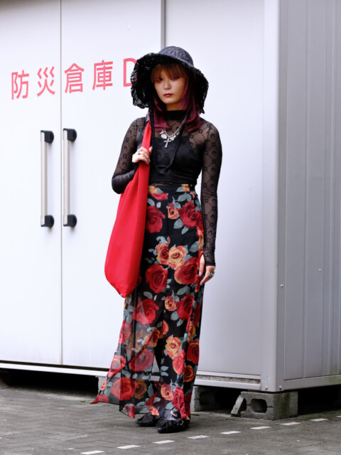 ファッション工科基礎科ニットデザイン科3年 渡辺 光咲 （Misa Watanabe）