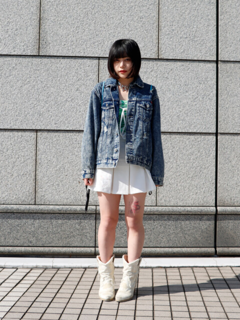 ファッション流通科リテールプランニングコース2年 室田 紗良 (Sara Murota)