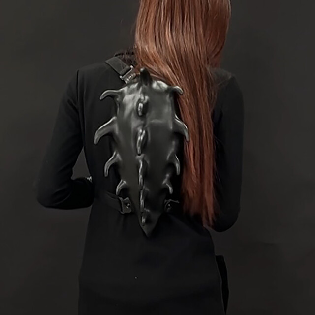 トゲトゲバッグ