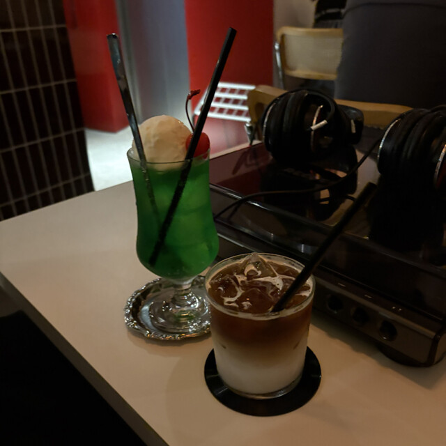 ひと息レコードカフェ