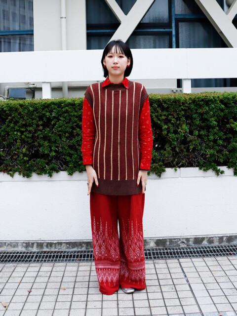 ファッション高度専門士科　2年 川守田 凛花 (Rinka Kawamorita)